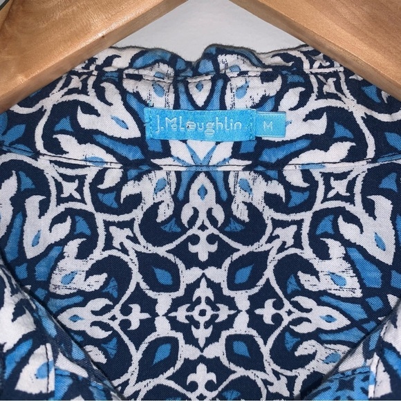 J. McLaughlin Shirt Women’s Size Medium Catalina Blue Long Sleeve Button Up - Picture 6 of 7